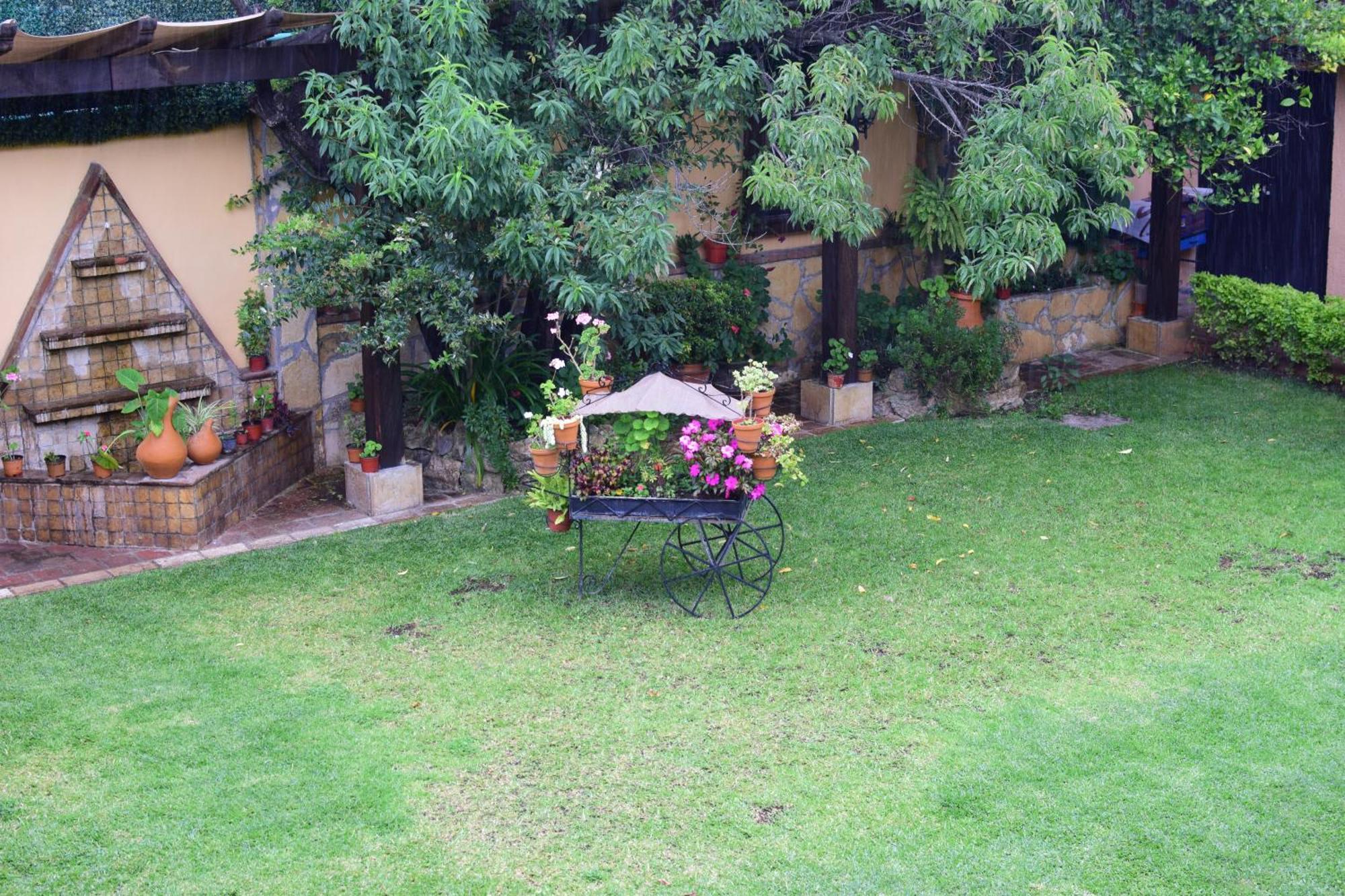 Nuestras Raices Hotel - Museo - Restaurante San Cristóbal de Las Casas エクステリア 写真